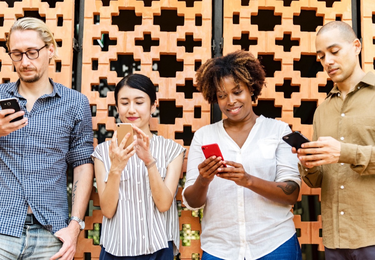 People SMS the first 3 minutes and texts have a %99 open rate | text marketing