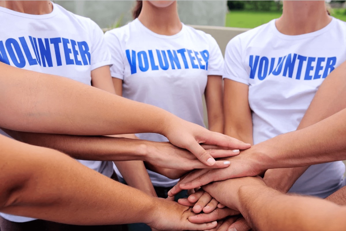 How can bulk SMS messages help charity organizations raise their chance of being advertisable?
